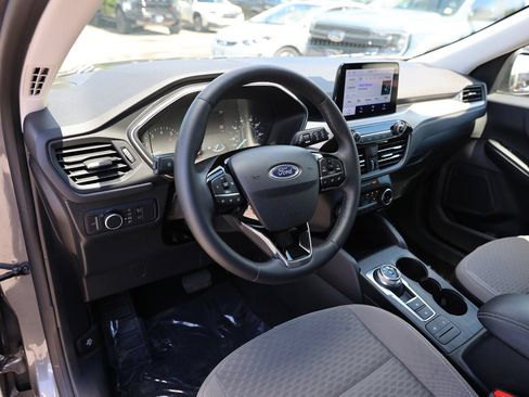 Used 2022 Ford Escape SE w/ Convenience Package AWD/4WD image 17