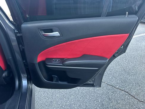 Used 2019 Dodge Charger R/T image 16