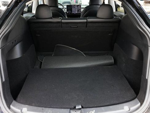 Used 2021 Tesla Model Y 2WD image 28