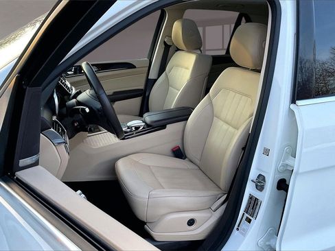 Used 2018 Mercedes-Benz GLE 350 4MATIC image 20