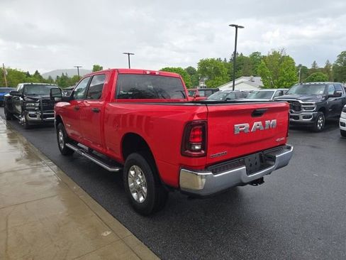 Certified 2026 RAM 2500 Big Horn AWD/4WD image 4