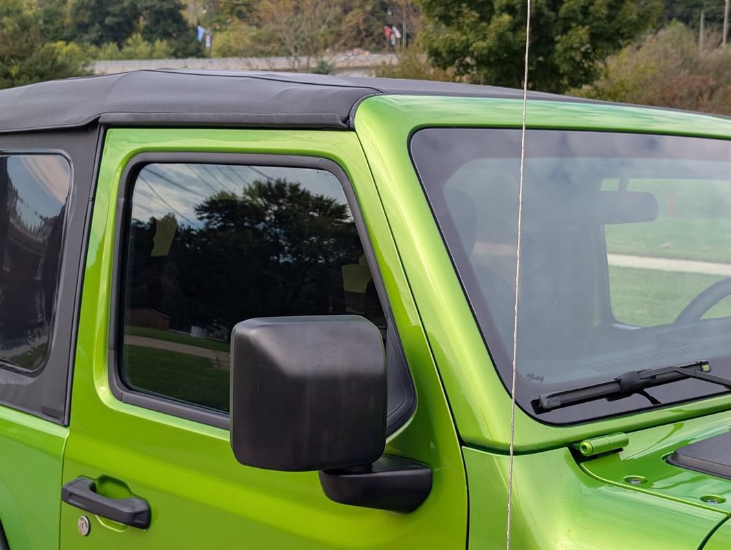 Used 2018 Jeep Wrangler Sport AWD/4WD image 19