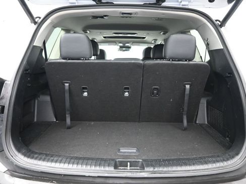 Used 2022 Kia Telluride EX w/ EX Premium Package image 19