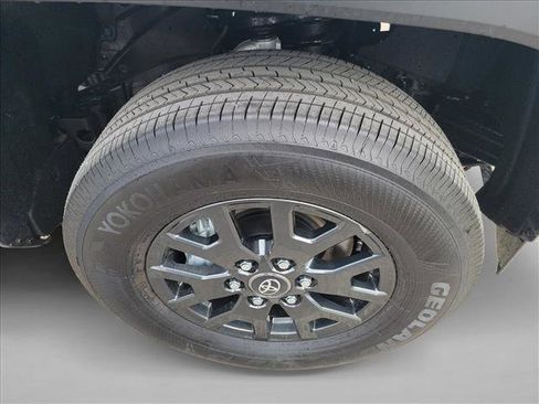 Used 2025 Toyota 4Runner SR5 image 10