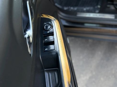 Used 2017 GMC Acadia Denali FWD image 40