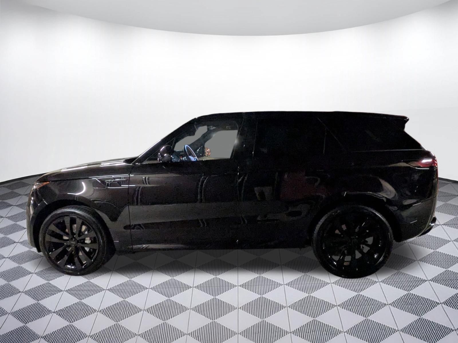 New 2026 Land Rover Range Rover Sport Dynamic SE AWD/4WD image 2