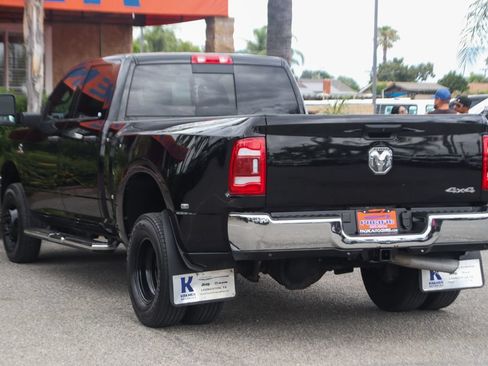 Used 2024 RAM 3500 Tradesman w/ Chrome Appearance Group AWD/4WD image 6