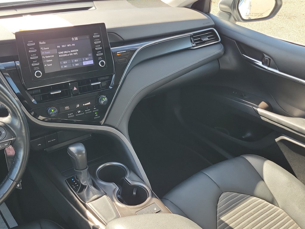 Used 2023 Toyota Camry SE FWD image 31