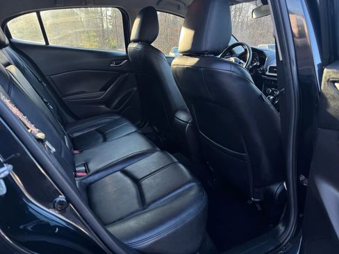 Used 2017 MAZDA MAZDA3 Touring image 12