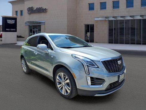 Certified 2023 Cadillac XT5 Premium Luxury AWD/4WD image 3