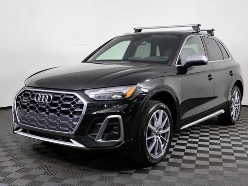 Used 2022 Audi SQ5 Premium Plus w/ Premium Plus Package AWD/4WD image 3