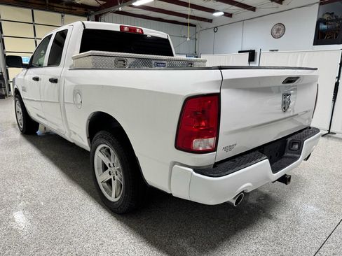 Used 2017 RAM 1500 Express RWD image 6