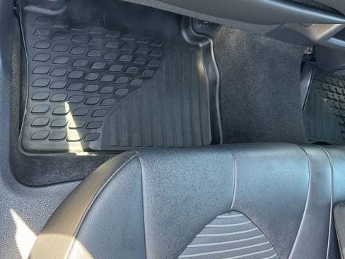 Used 2020 Toyota Camry SE image 33