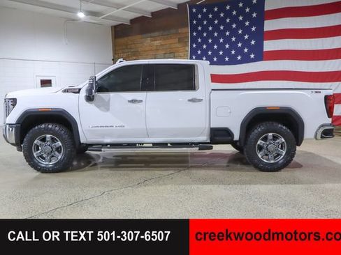 Used 2025 GMC Sierra 2500 SLT w/ SLT Premium Package AWD/4WD image 6