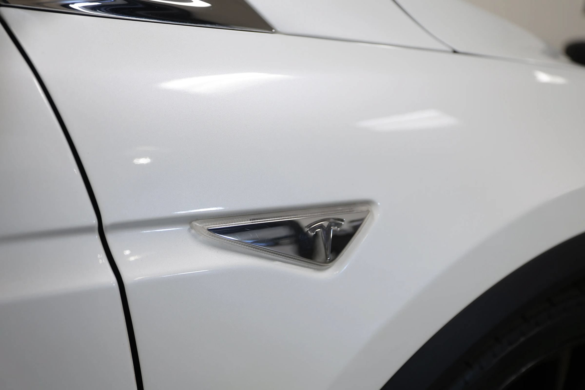 Used 2016 Tesla Model X 90D AWD/4WD image 14