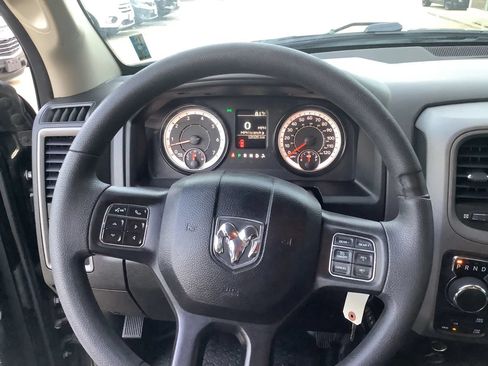 Used 2020 RAM 1500 Tradesman w/ Chrome Appearance Group AWD/4WD image 21