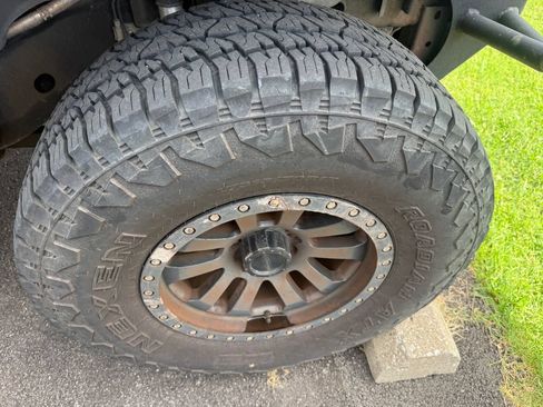 Used 2013 Jeep Wrangler Unlimited Sport w/ Connectivity Group AWD/4WD image 8