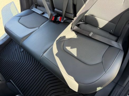 Used 2024 Kia EV6 Light AWD/4WD image 45