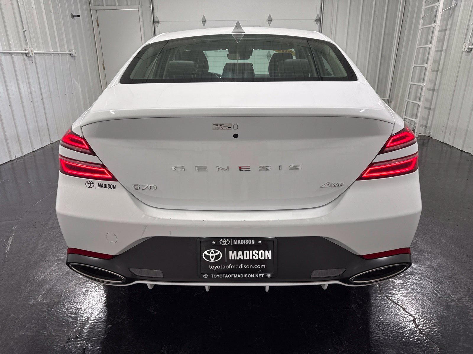 Used 2025 Genesis G70 2.5T AWD/4WD image 4