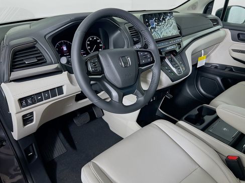 New 2026 Honda Odyssey EX-L image 9