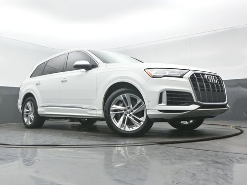 Used 2020 Audi Q7 3.0T Premium Plus image 27