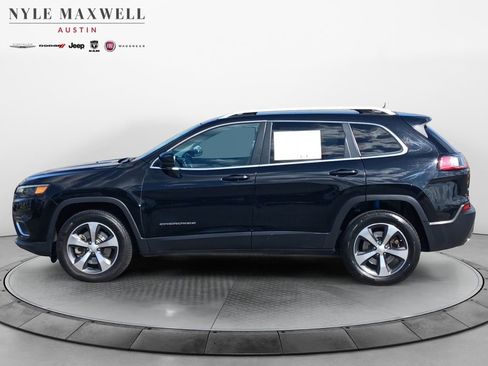 Used 2019 Jeep Cherokee Limited AWD/4WD image 13