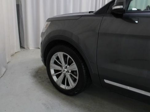 Used 2019 Ford Explorer Limited w/ Class III Trailer Tow Package FWD image 32