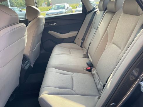 Used 2025 Honda Accord LX image 19