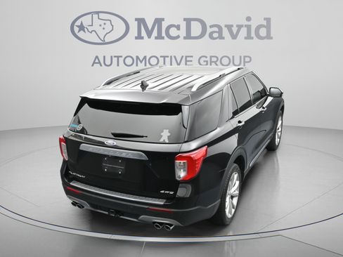 Used 2023 Ford Explorer Platinum w/ Technology Package AWD/4WD image 39