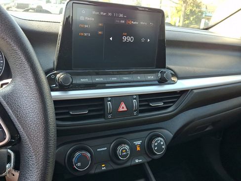 Used 2024 Kia Forte LXS image 28