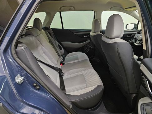 Used 2023 Subaru Outback Premium image 12