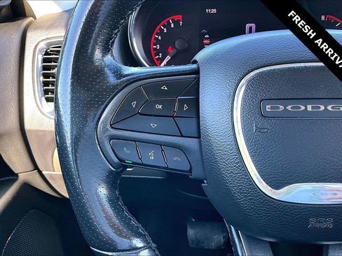 Used 2018 Dodge Durango SXT image 11
