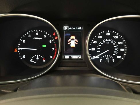 Used 2018 Hyundai Santa Fe Sport w/ 2.0T Ultimate Tech Package 05 image 16