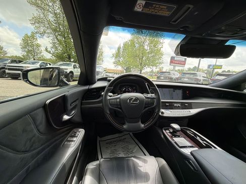 Used 2019 Lexus LS 500 AWD w/ Interior Upgrade Package image 14