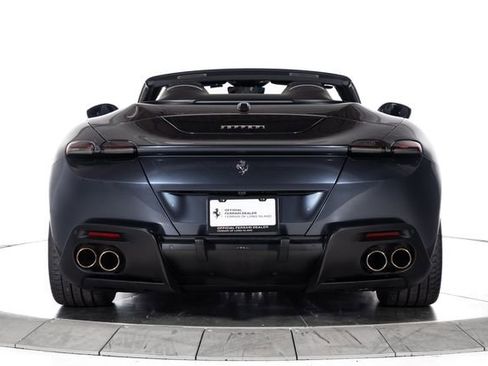 Used 2025 Ferrari Roma Spider RWD image 8