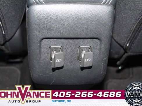 Used 2022 Nissan Kicks SV image 26