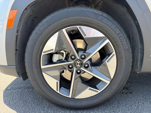 Used 2025 Hyundai Tucson SEL FWD image 26