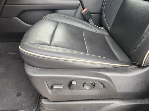 Used 2024 Chevrolet Tahoe Premier image 25