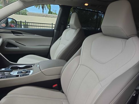 Certified 2026 INFINITI QX60 Luxe w/ Cargo Package FWD image 17