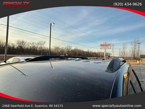 Used 2017 GMC Acadia SLE w/ Driver Alert Package I image 10