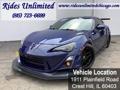 Used 2016 Scion FR-S RWD image 2