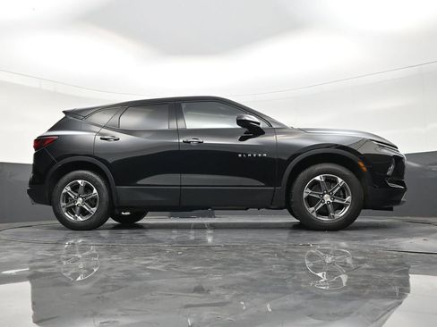 Used 2024 Chevrolet Blazer LT FWD image 25