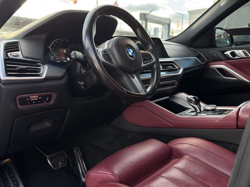 Used 2022 BMW X6 xDrive40i w/ M Sport Package image 14