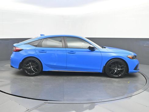 Used 2024 Honda Civic Sport image 8