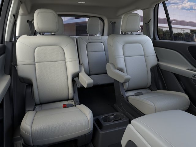 New 2026 Lincoln Aviator 2WD image 11