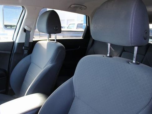 Used 2019 Kia Sorento LX image 15