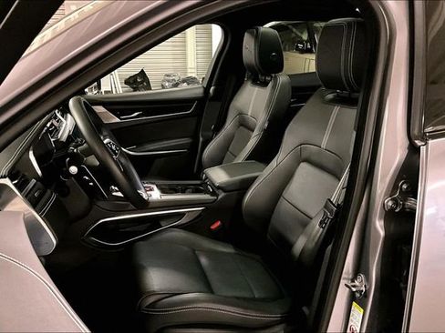 Certified 2025 Jaguar F-PACE R-Dynamic S image 15