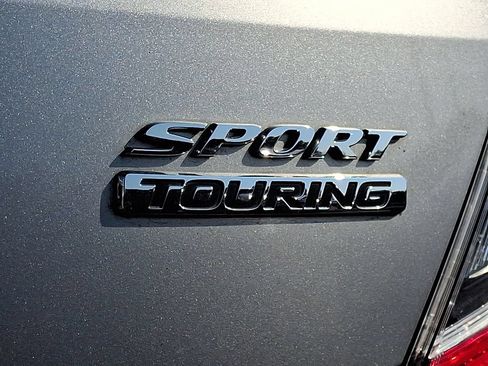 Used 2019 Honda Civic Sport Touring image 10