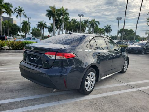 Used 2023 Toyota Corolla LE FWD image 7