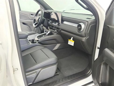 New 2026 Chevrolet Colorado LT w/ LT Convenience Package AWD/4WD image 28